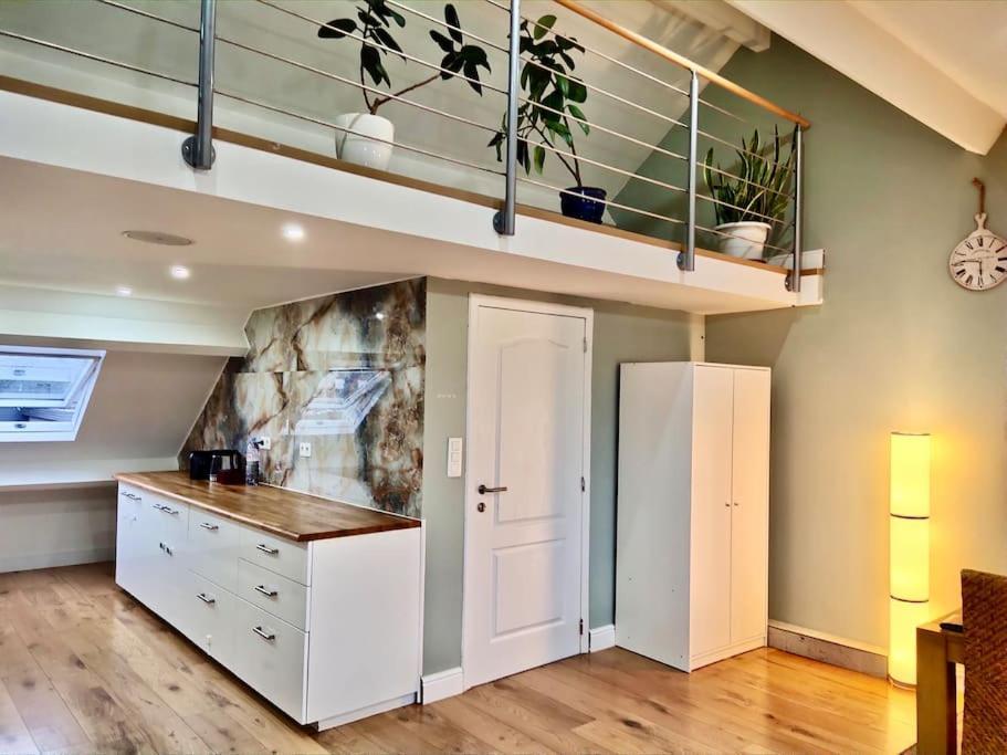 Peaceful Home Close To Airport With Parking Steenokkerzeel Esterno foto